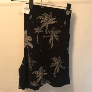 6” inseam stretch waist shorts